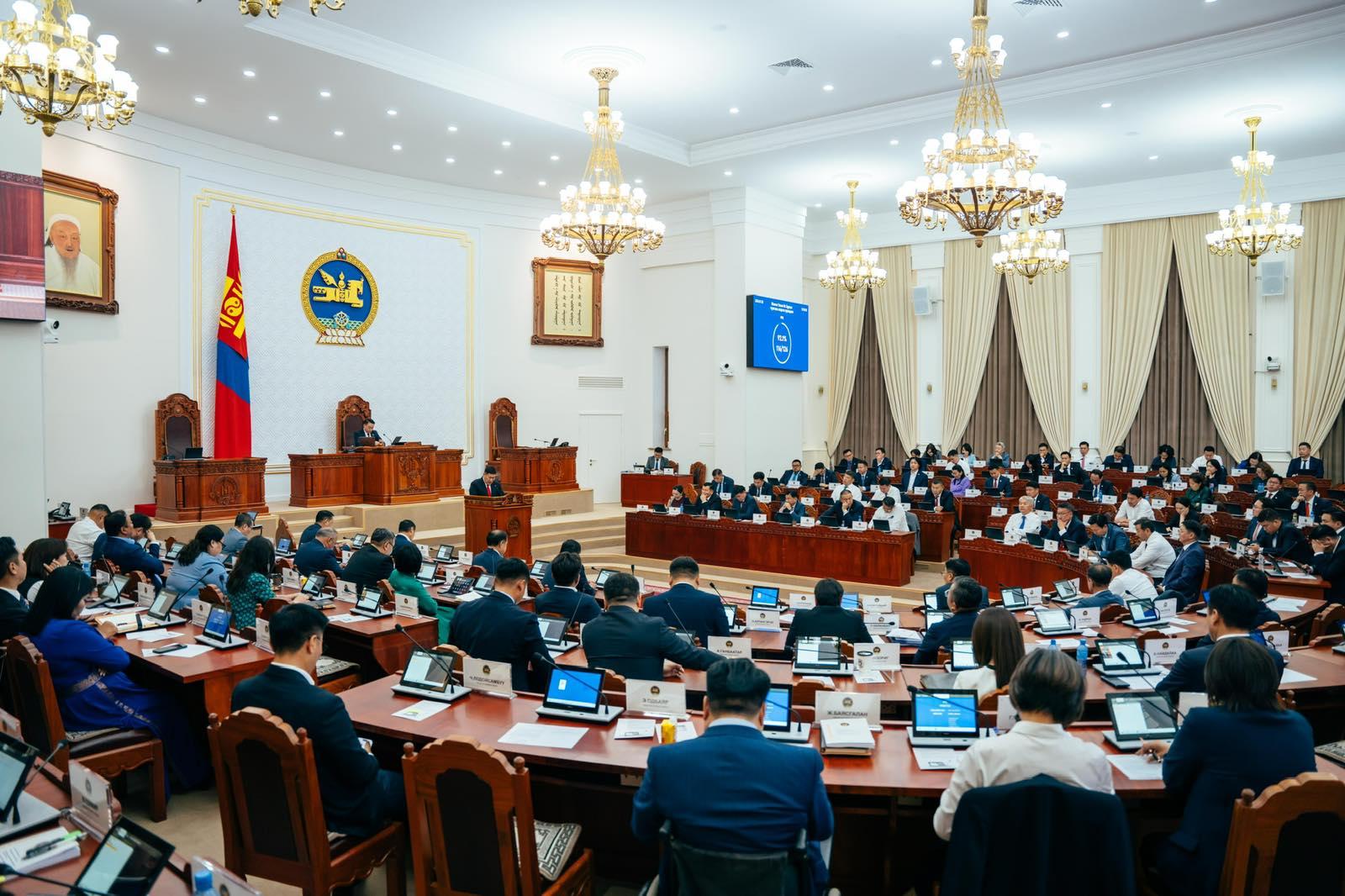 Л.Оюун-Эрдэнийг 99 хувийн саналаар Монгол Улсын Ерөнхий сайдаар томиллоо